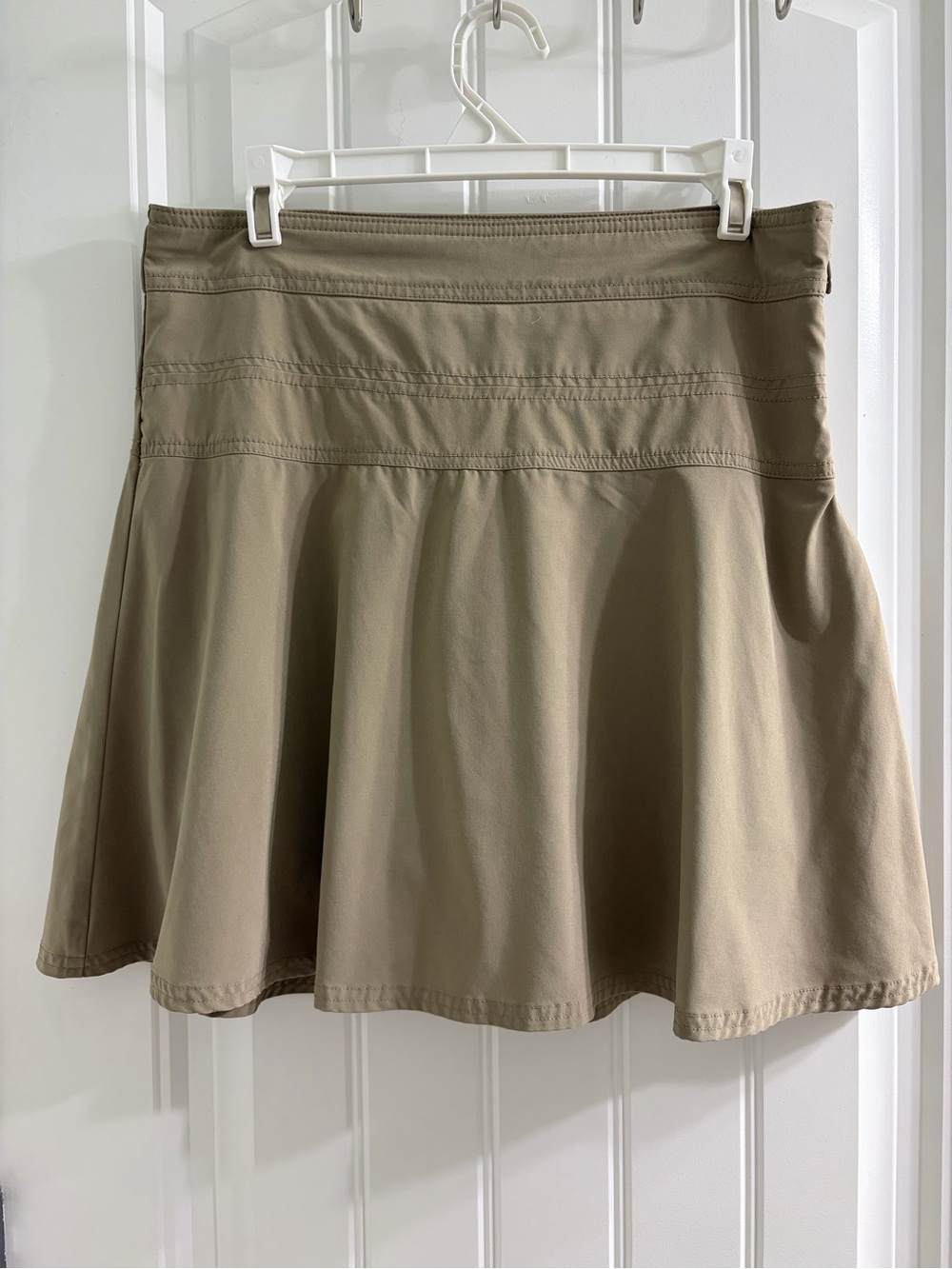 Athleta Beige Everyday Skort Sz 8 Sporty Athleisure